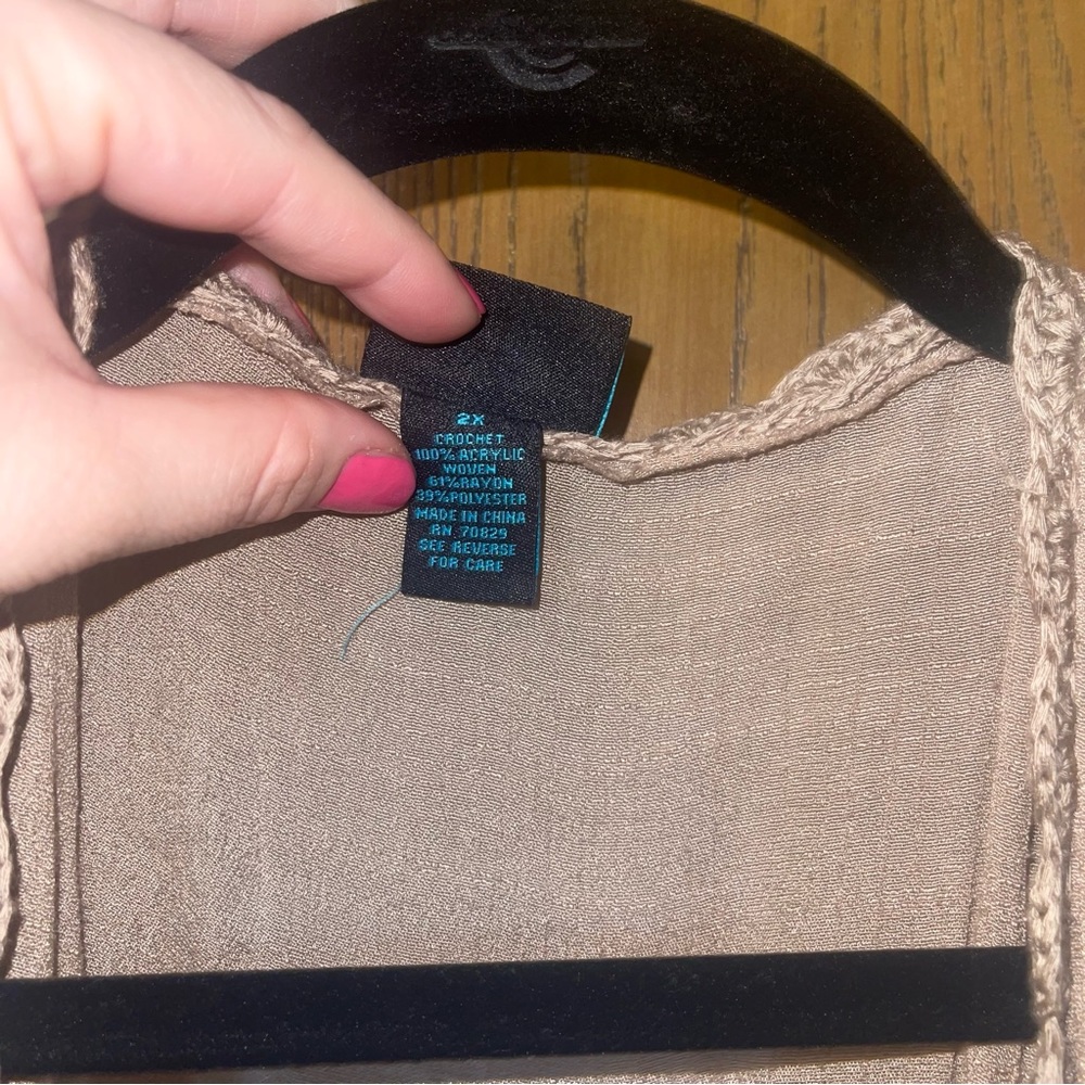 Crochet cardigan - Picture 2 of 2
